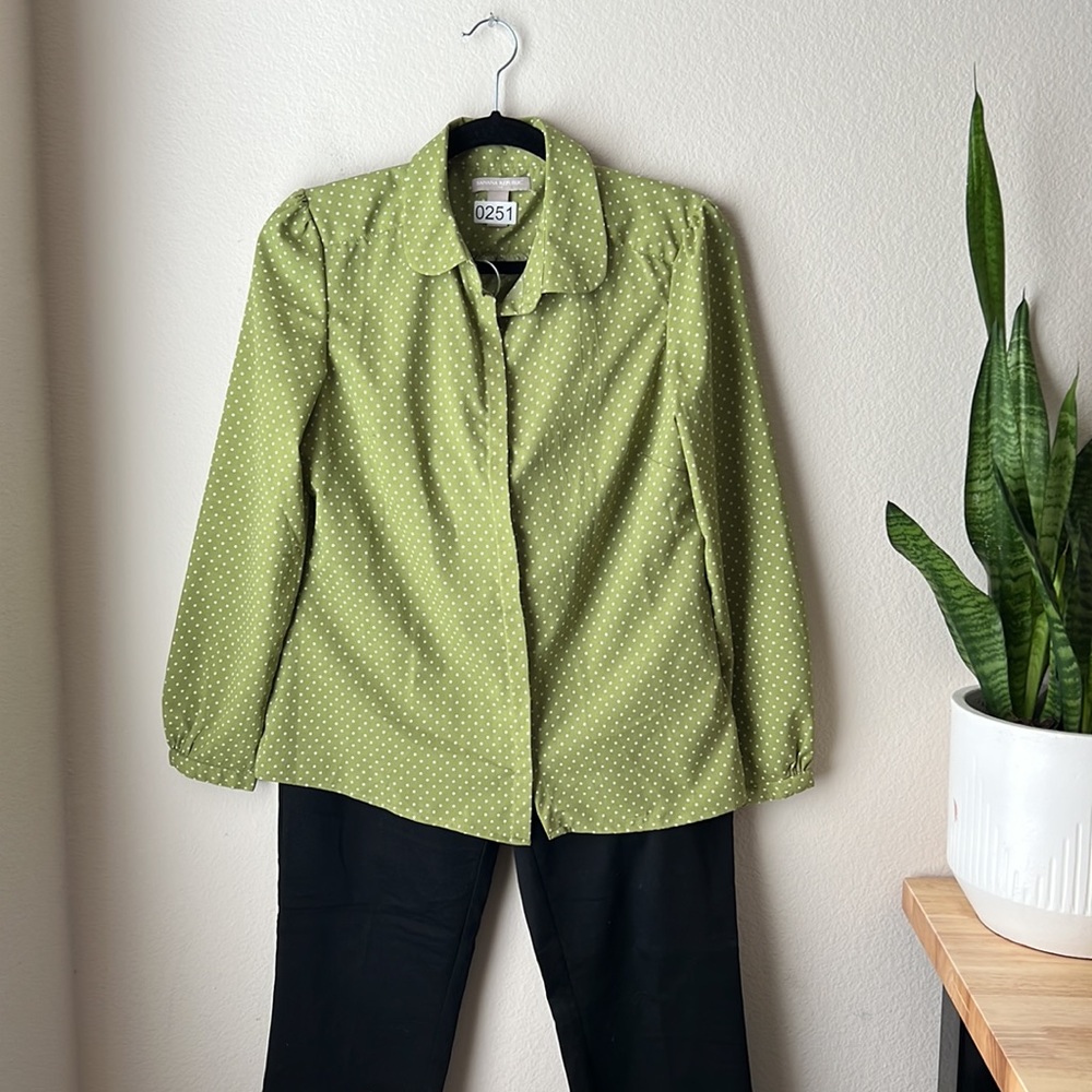 Banana Republic PeterPan Collar Blouse